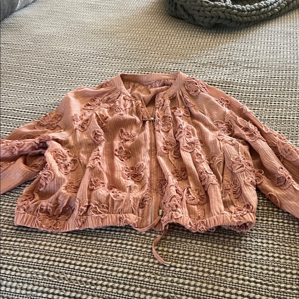 Women's Dusty Rose Floral Appliqué Jacket